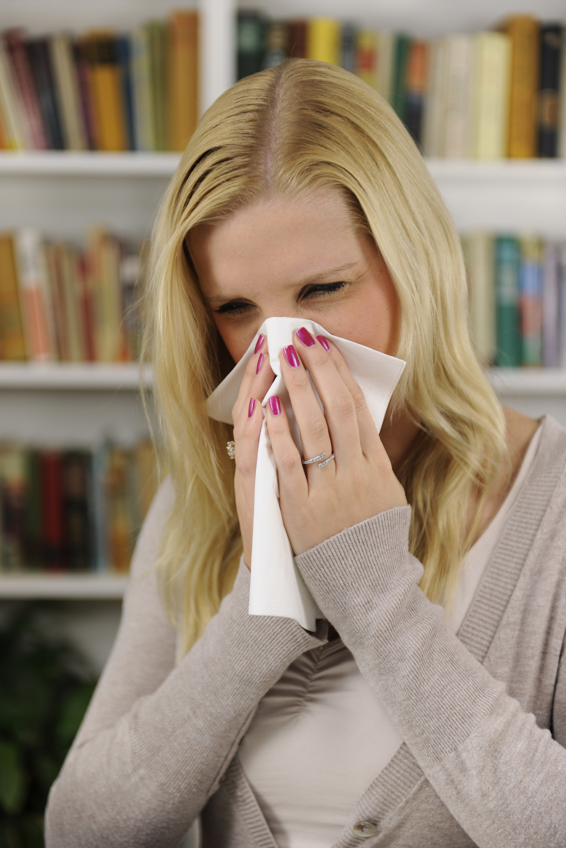 Fighting back against worsening airborne allergies Aeramax Professional